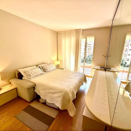 Monaco, Elegant, Quiet, Recently Renovated Apartment With Terrace, Pool, Garden View Монте Карло Екстериор снимка