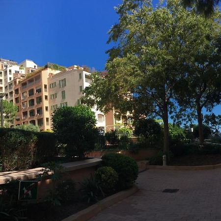 Monaco, Elegant & Quiet Renovated Apartment, In Fontvieille District, With Terrace & Pool, 15Min Walk To Port Hercule Монте Карло Екстериор снимка