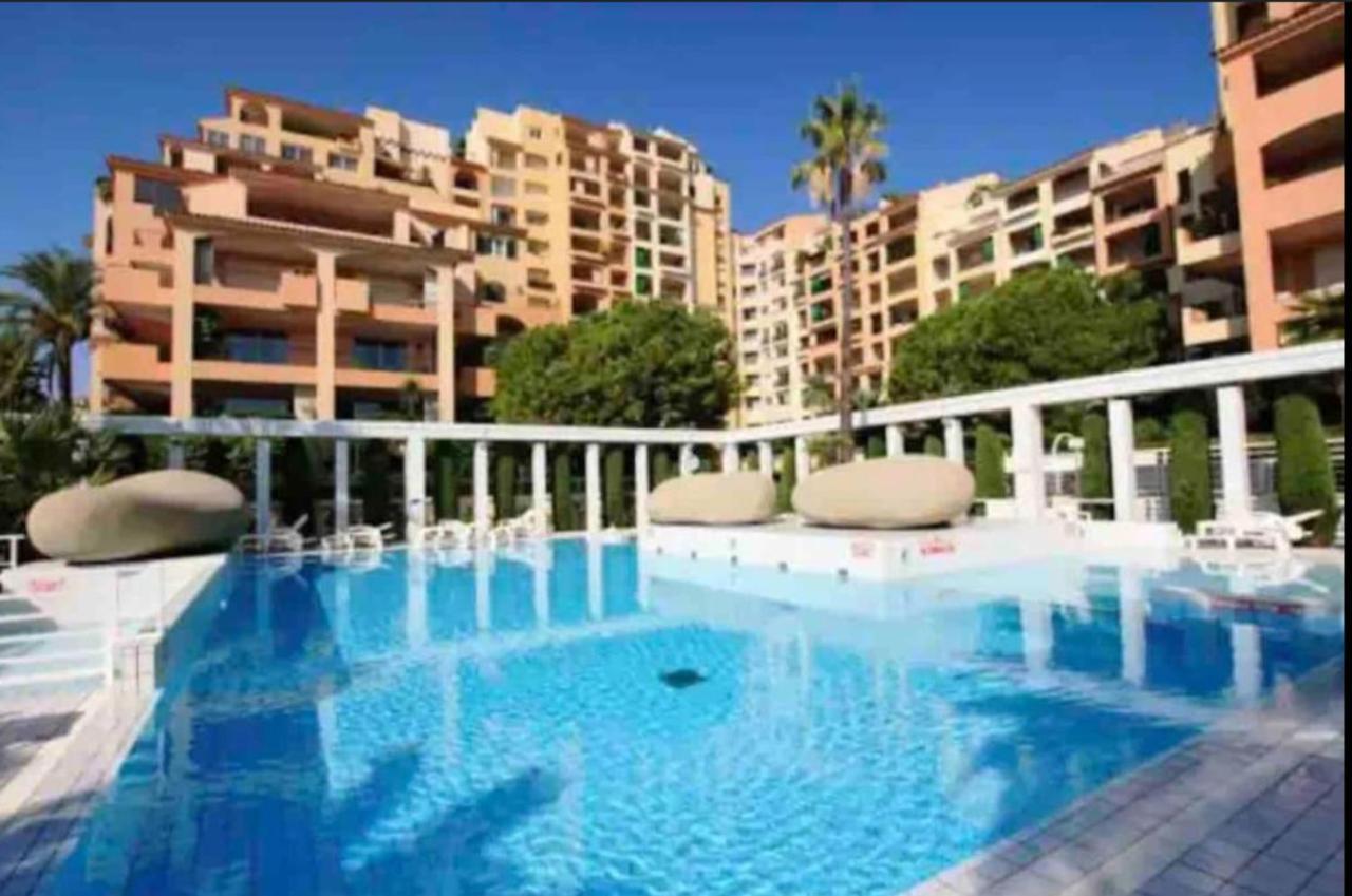 Monaco, Elegant, Quiet, Recently Renovated Apartment With Terrace, Pool, Garden View Монте Карло Екстериор снимка