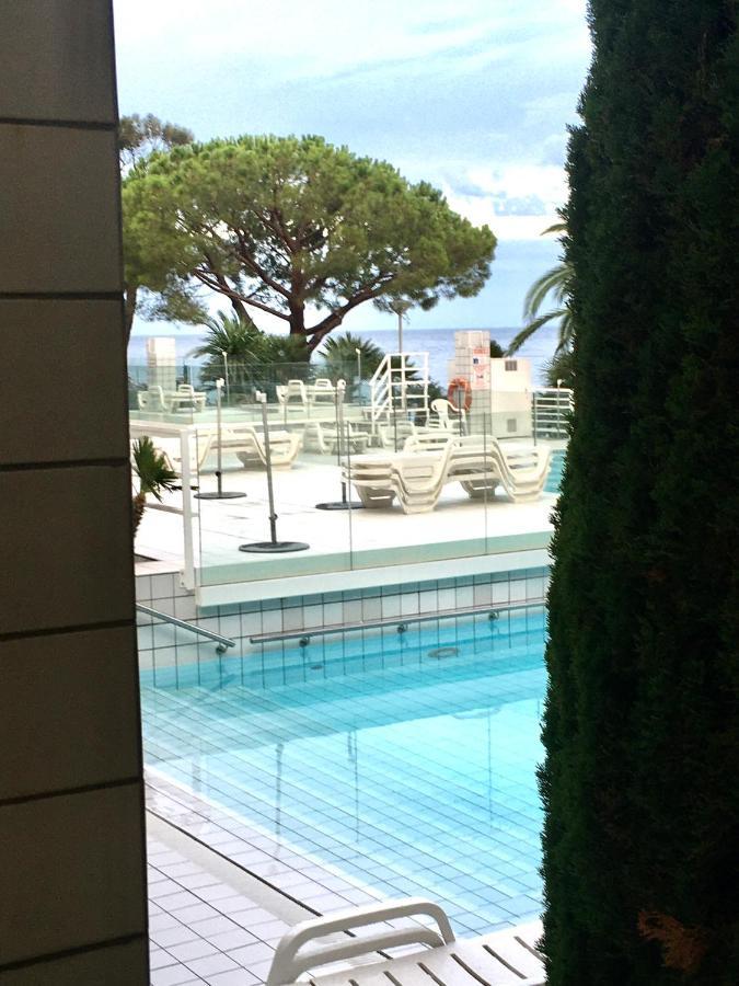 Monaco, Elegant & Quiet Renovated Apartment, In Fontvieille District, With Terrace & Pool, 15Min Walk To Port Hercule Монте Карло Екстериор снимка